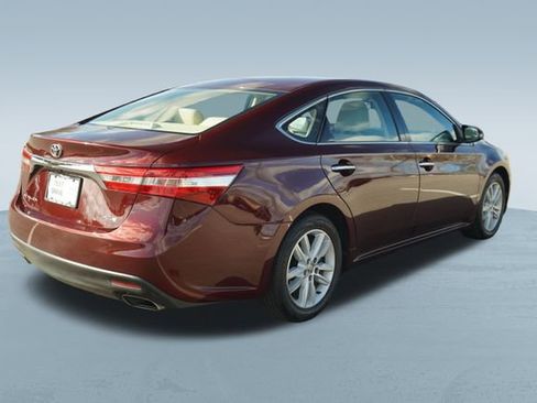 Used 2014 Toyota Avalon XLE image 8