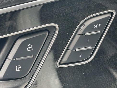 Certified 2023 Audi Q7 2.0T Premium w/ Convenience Package image 19