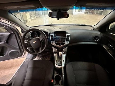Used 2012 Chevrolet Cruze LT FWD image 29