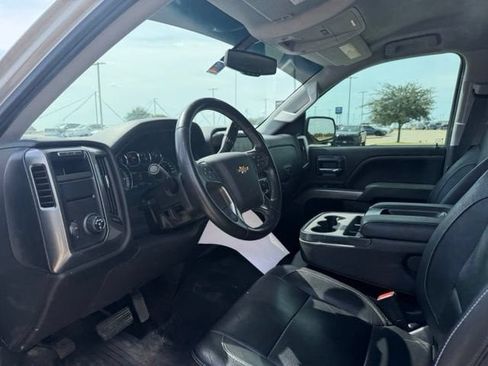Used 2018 Chevrolet Silverado 1500 LT w/ Texas Edition RWD image 15