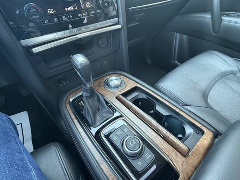 Used 2022 Nissan Armada SL w/ Cargo Package AWD/4WD image 26