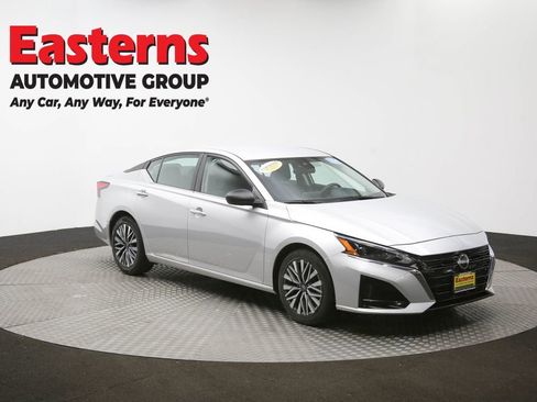 Used 2024 Nissan Altima 2.5 SV image 49