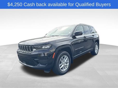 New 2025 Jeep Grand Cherokee Laredo X w/ Trailer Tow Package image 3