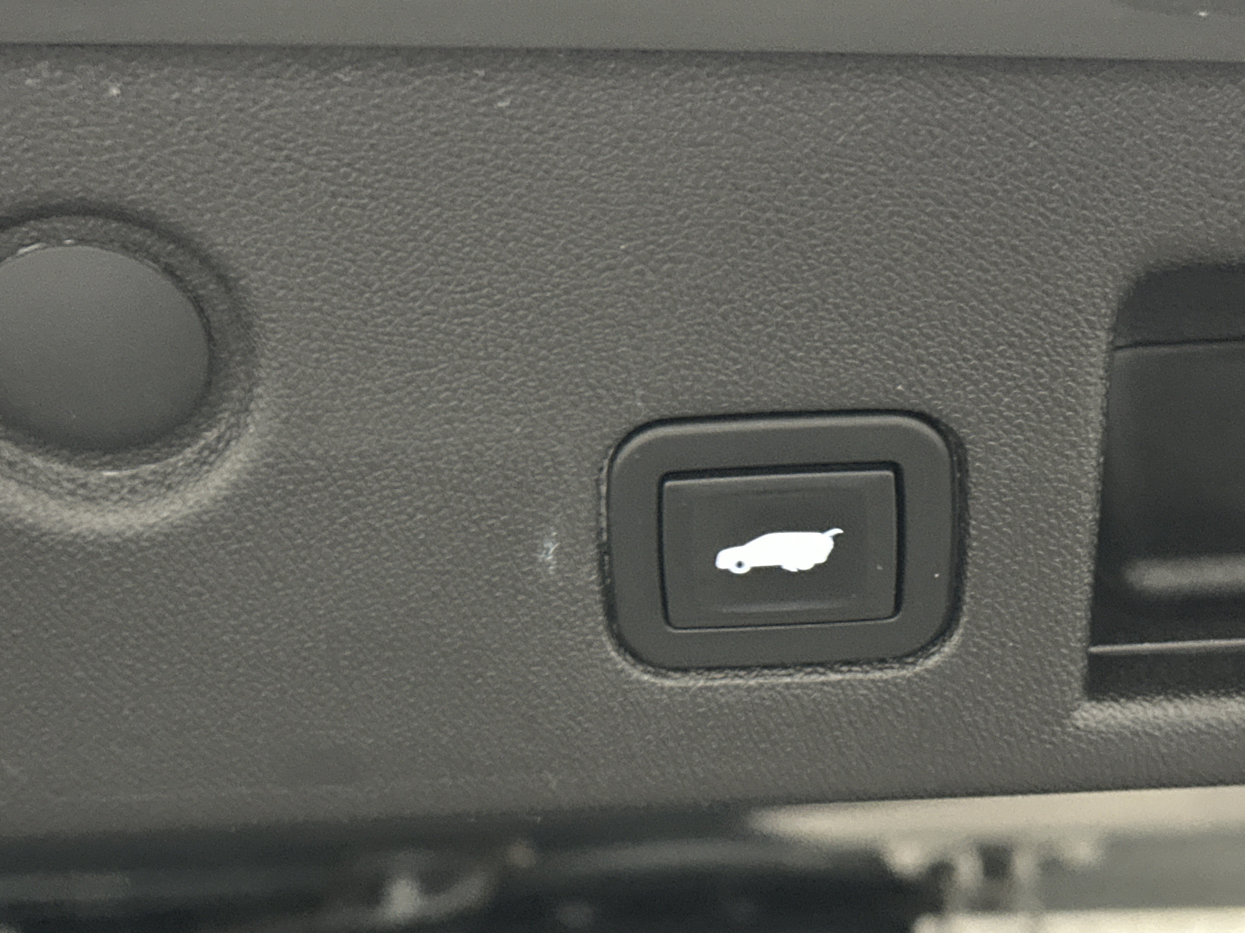 Used 2018 Chevrolet Equinox LT AWD/4WD image 15