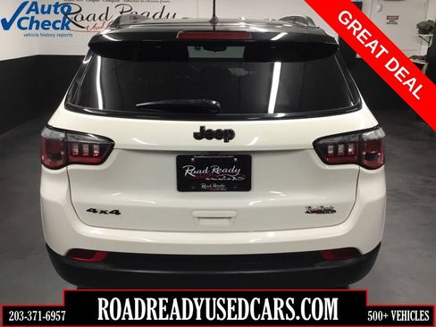 Used 2018 Jeep Compass Latitude AWD/4WD image 9