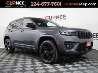 Used 2022 Jeep Grand Cherokee Altitude image 1