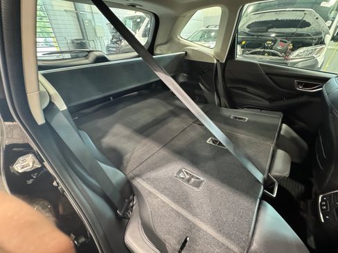 Used 2023 Subaru Forester Touring AWD/4WD image 12