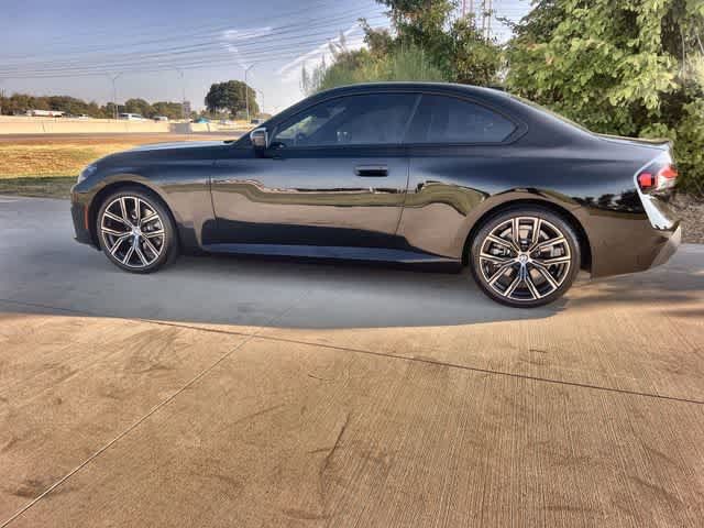 Used 2023 BMW 230i xDrive Coupe w/ Convenience Package AWD/4WD image 4