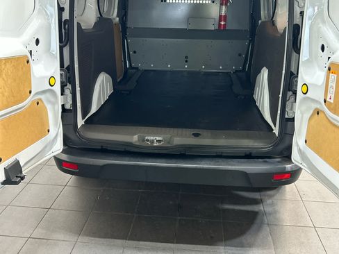 Used 2023 Ford Transit Connect XL FWD image 4