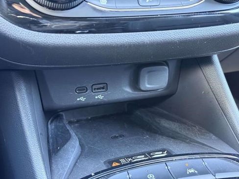 Used 2024 Buick Envista Sport Touring w/ Convenience I Package image 26