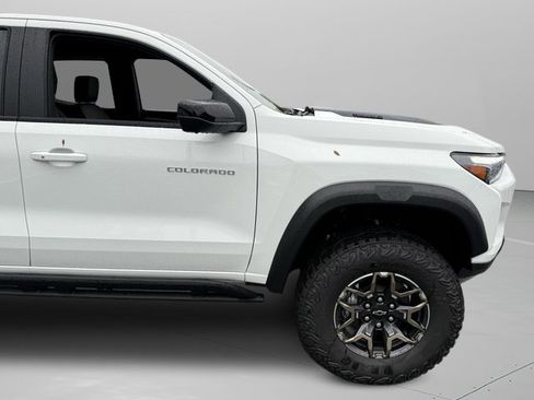 New 2026 Chevrolet Colorado ZR2 w/ Technology Package image 9