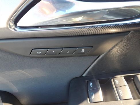 Used 2025 Buick Envision Sport Touring image 11