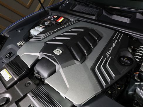 Used 2023 Lamborghini Urus Performante image 61