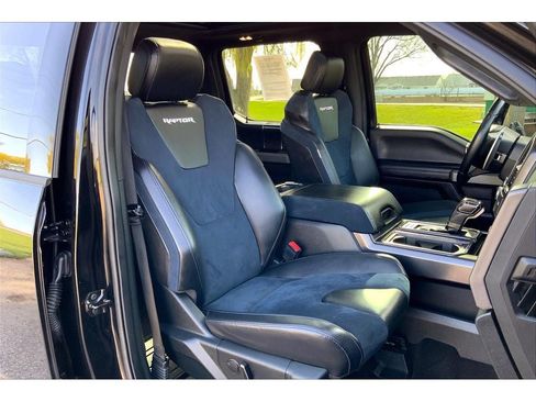 Used 2019 Ford F150 Raptor w/ Equipment Group 802A Luxury AWD/4WD image 8