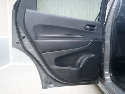 Used 2022 Dodge Durango R/T w/ Tow 'N Go Package AWD/4WD image 35