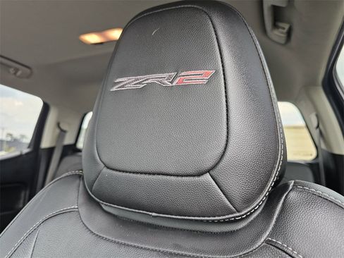 Used 2022 Chevrolet Colorado ZR2 image 15