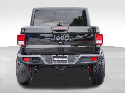Used 2023 Jeep Gladiator Sport image 6
