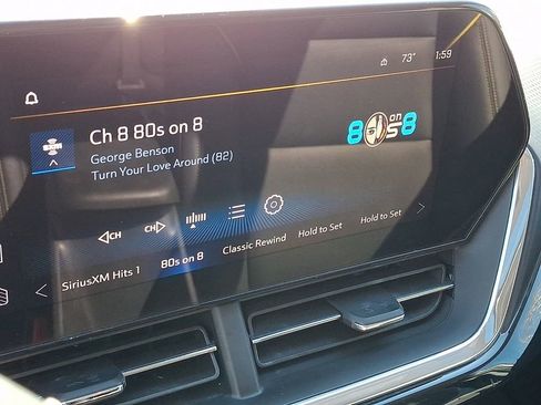 Used 2024 Chevrolet Trax ACTIV w/ Sunroof Package image 17