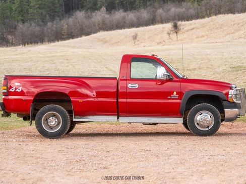 Used 2001 Chevrolet Silverado 3500 LS w/ Off-Road Skid Plate Pkg image 9