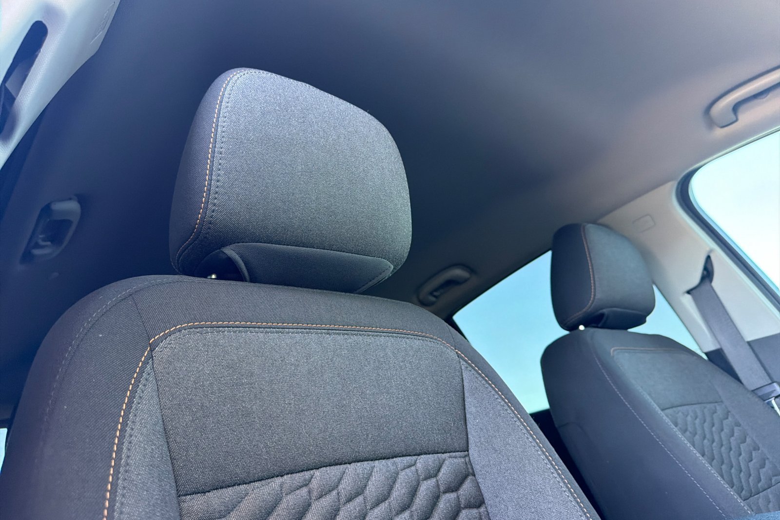 Used 2018 Chevrolet Equinox LT FWD image 21