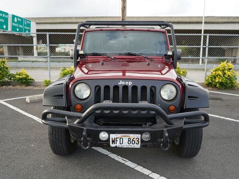 Used 2012 Jeep Wrangler Unlimited Sport image 4