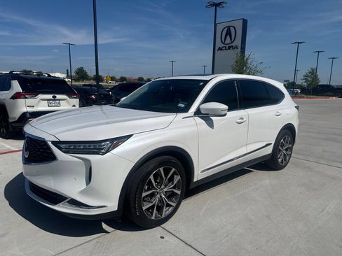 Used 2024 Acura MDX SH-AWD w/ Technology Package image 6
