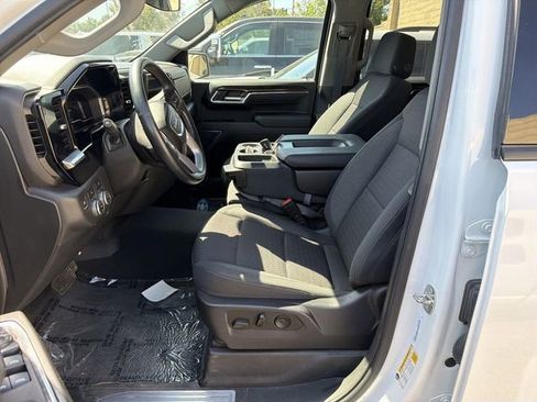 Used 2023 GMC Sierra 1500 Elevation AWD/4WD image 6