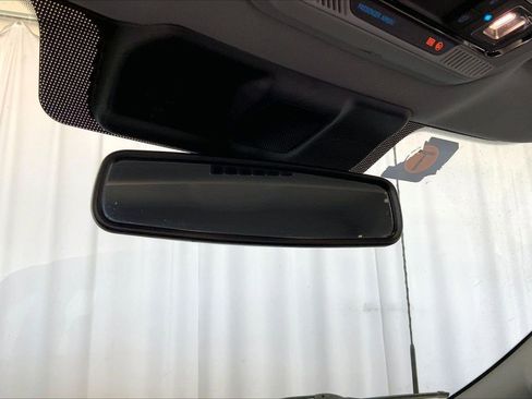 Used 2023 Ford F250 Lariat w/ Chrome Package image 17