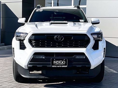 Used 2025 Toyota Tacoma TRD Sport w/ TRD Sport Upgrade Package AWD/4WD image 2