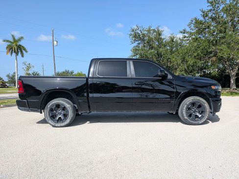 Used 2025 RAM 1500 Big Horn AWD/4WD image 4