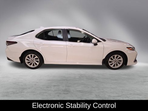 Used 2023 Toyota Camry LE w/ Cold Weather Package image 9