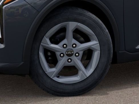 New 2025 Kia K4 LXS image 9