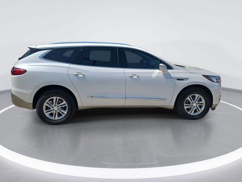 Used 2021 Buick Enclave Essence w/ Sound and Sites Package FWD image 9