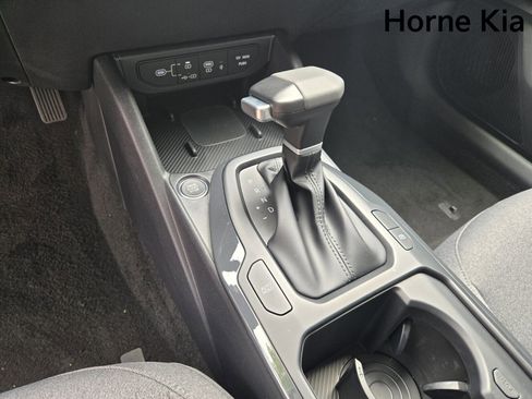 New 2025 Kia K4 EX image 21