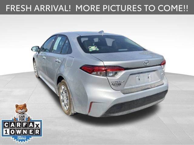 Used 2026 Toyota Corolla LE FWD image 6
