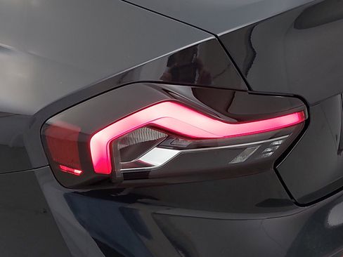 Used 2025 BMW 230i 230i w/ M Sport Package image 34