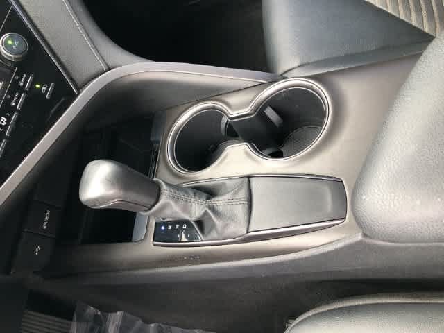 Used 2021 Toyota Camry SE FWD image 22