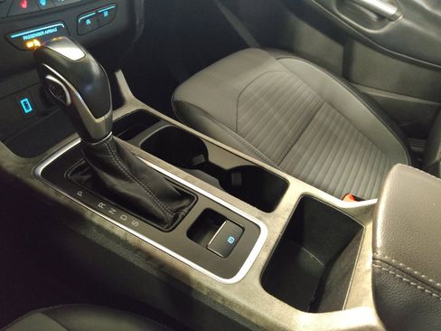 Used 2019 Ford Escape SE FWD image 26