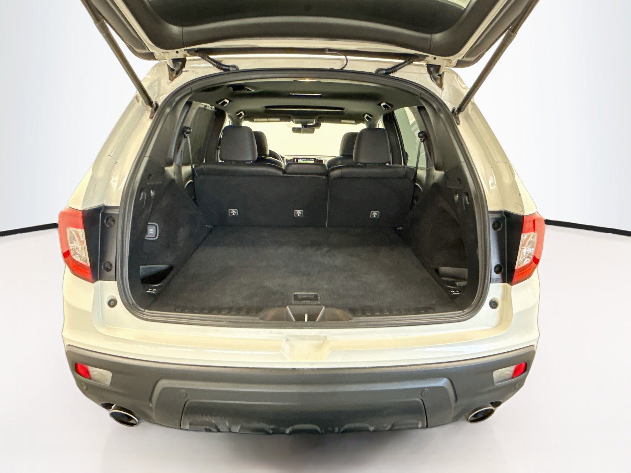 Used 2019 Honda Passport Touring image 31