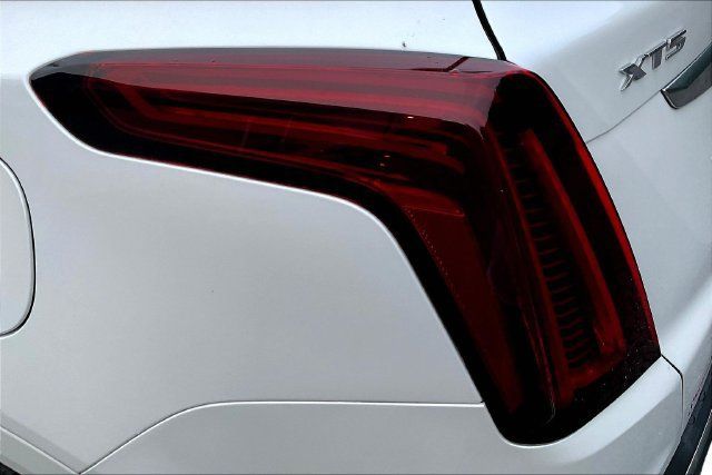 Used 2021 Cadillac XT5 Premium Luxury FWD image 25