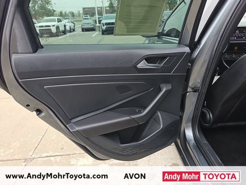 Used 2019 Volkswagen Jetta R-Line FWD image 26