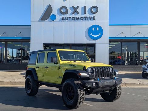 Used 2023 Jeep Wrangler Unlimited w/ Convenience Group AWD/4WD image 1