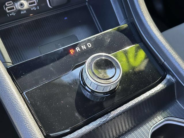 Certified 2025 Jeep Grand Cherokee Laredo X w/ Luxury Tech Group I AWD/4WD image 17