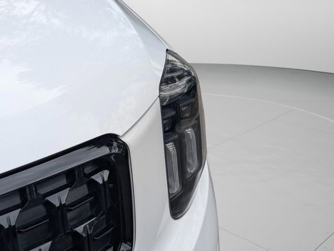 Used 2024 Kia Telluride EX X-Line image 12