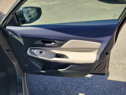 New 2026 Nissan Sentra SL w/ Floor Mat Package FWD image 32