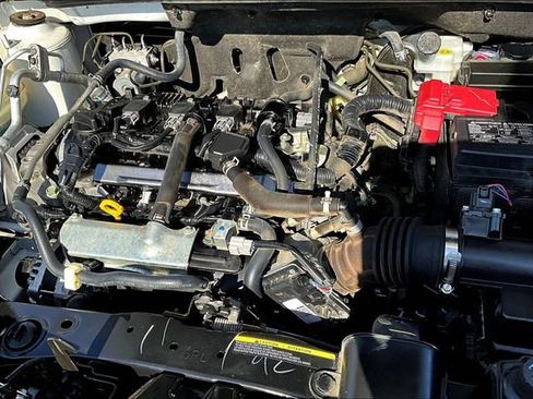 Used 2024 Nissan Kicks SR w/ SR Premium Package FWD image 29