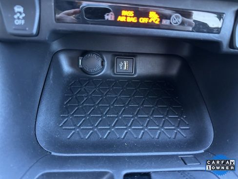 Used 2024 Toyota RAV4 XLE image 70