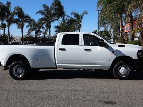 Used 2024 RAM 3500 Tradesman image 11