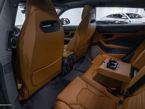 Used 2025 Lamborghini Urus S AWD/4WD image 39