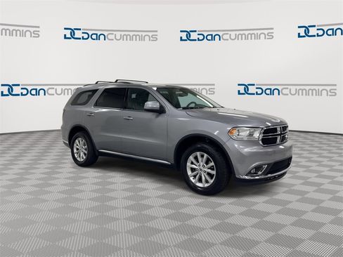 Used 2019 Dodge Durango SXT image 2